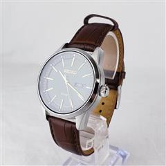 Seiko Gent's Watch Solar Green Dial Brown Leather Strap Day/Date 40mm SNE529